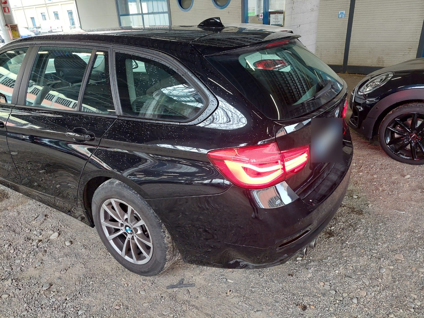 BMW - 320d (2018 - km 131.000 - Diesel)
