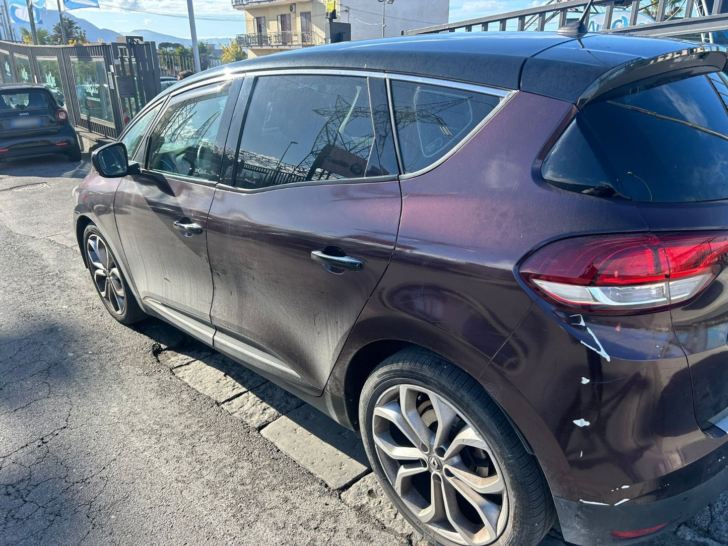 RENAULT - SCENIC (2019 - km 56.000 - Benzina)