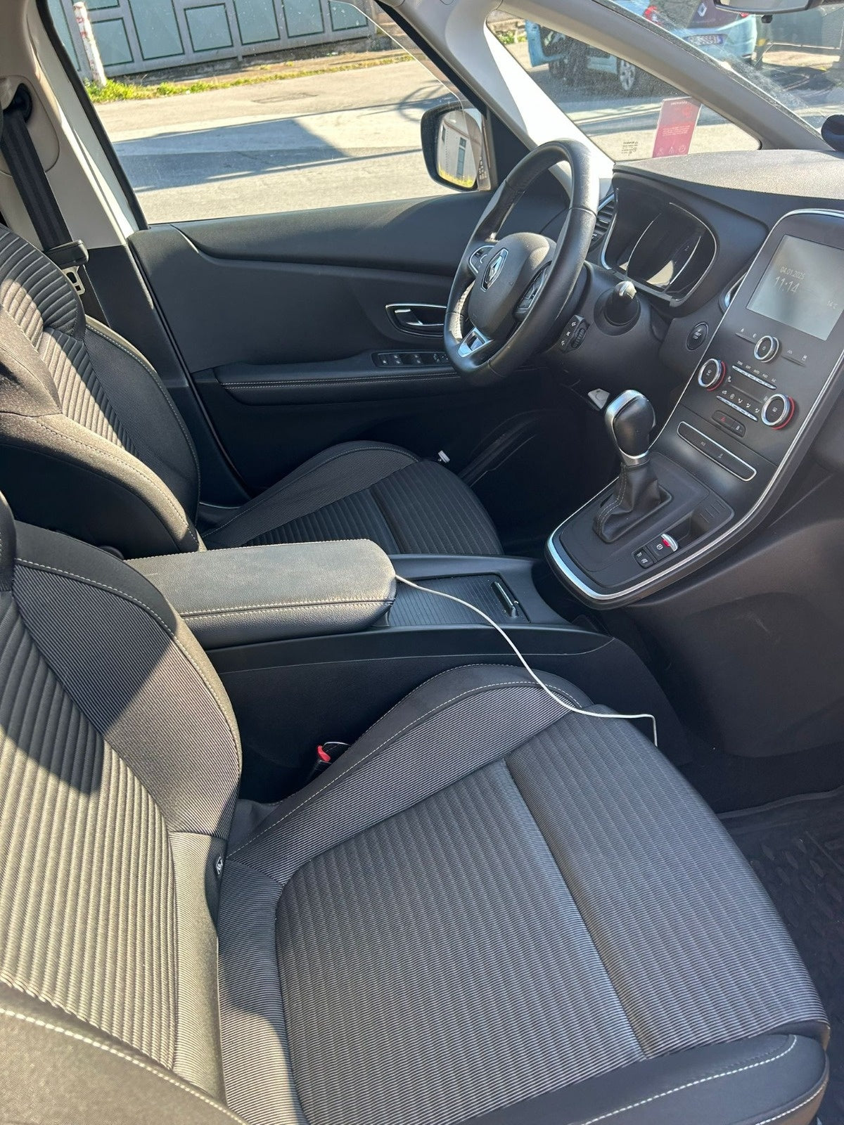 RENAULT - SCENIC (2019 - km 56.000 - Benzina)