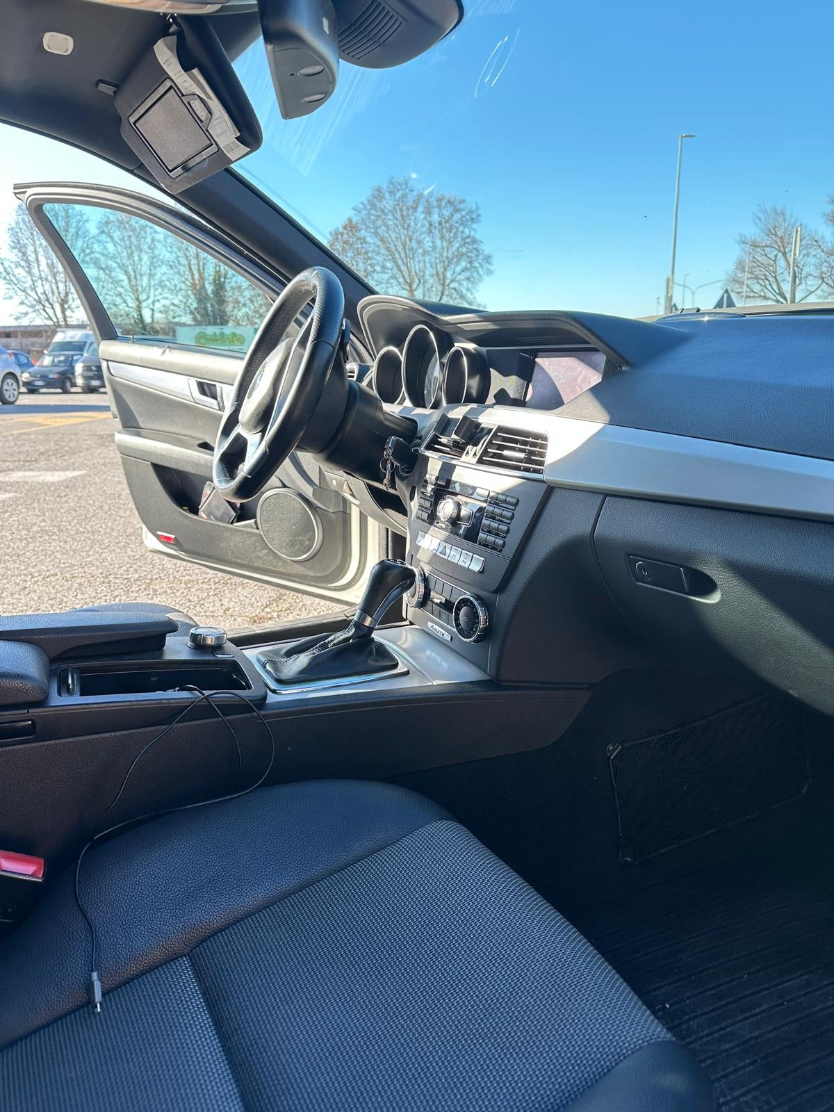 MERCEDES-BENZ - C 250 (2014 - km 194.000 - Diesel)