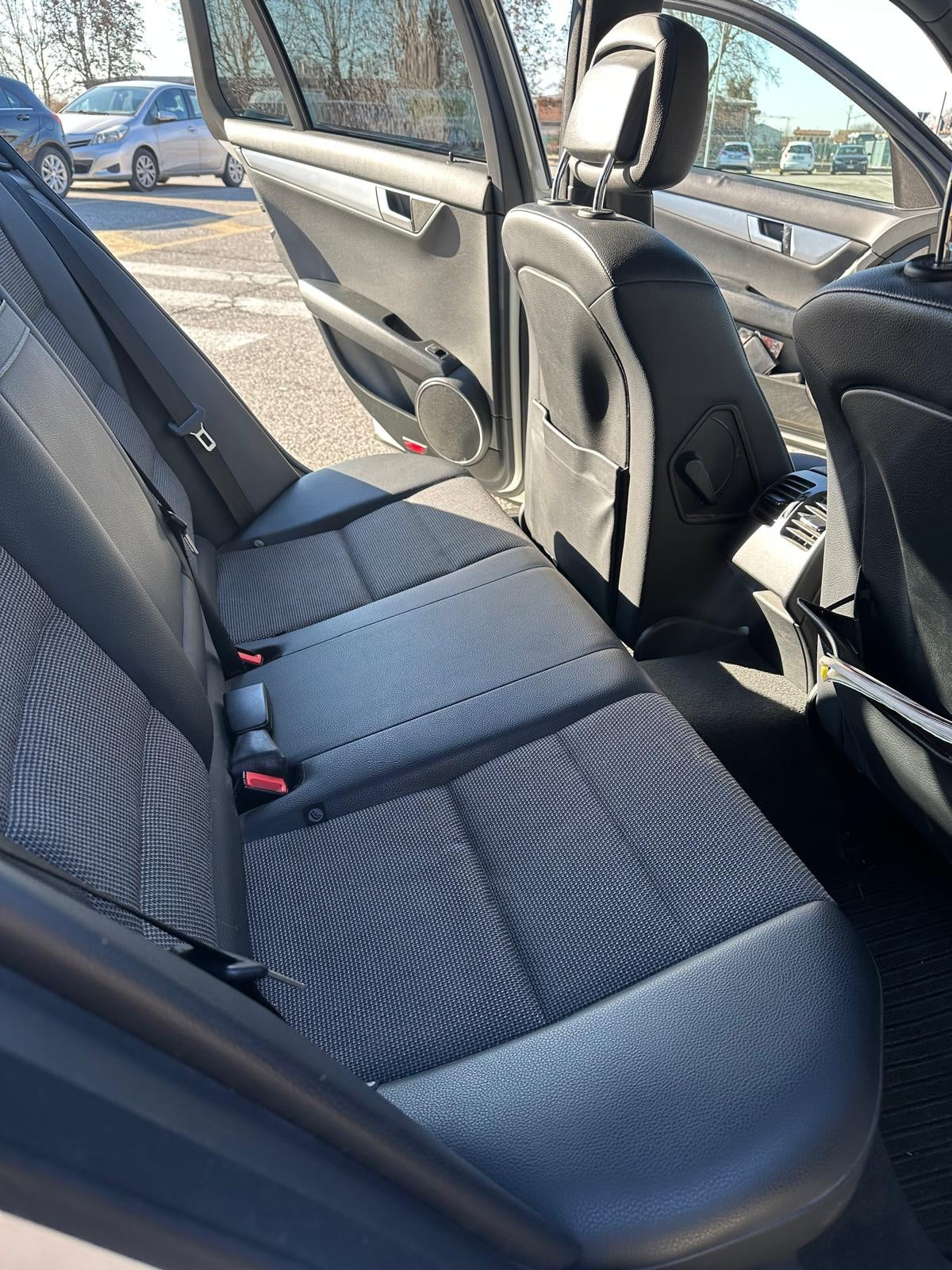 MERCEDES-BENZ - C 250 (2014 - km 194.000 - Diesel)