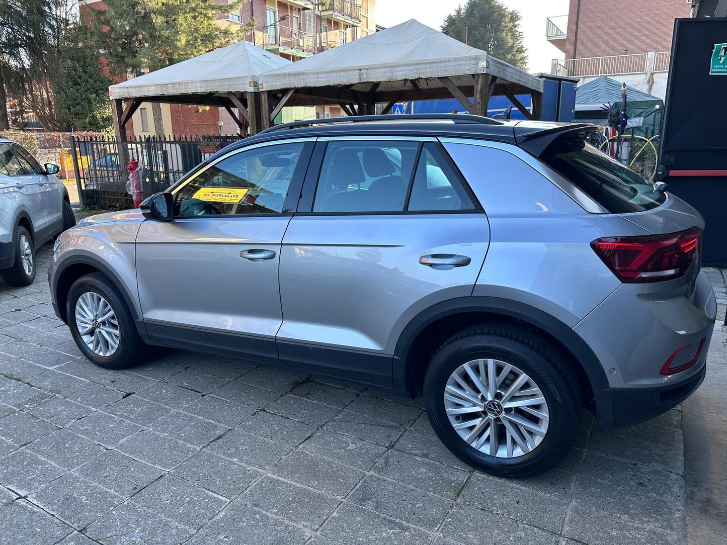 VOLKSWAGEN - T-ROC (2024 - km 27.000 - Diesel)