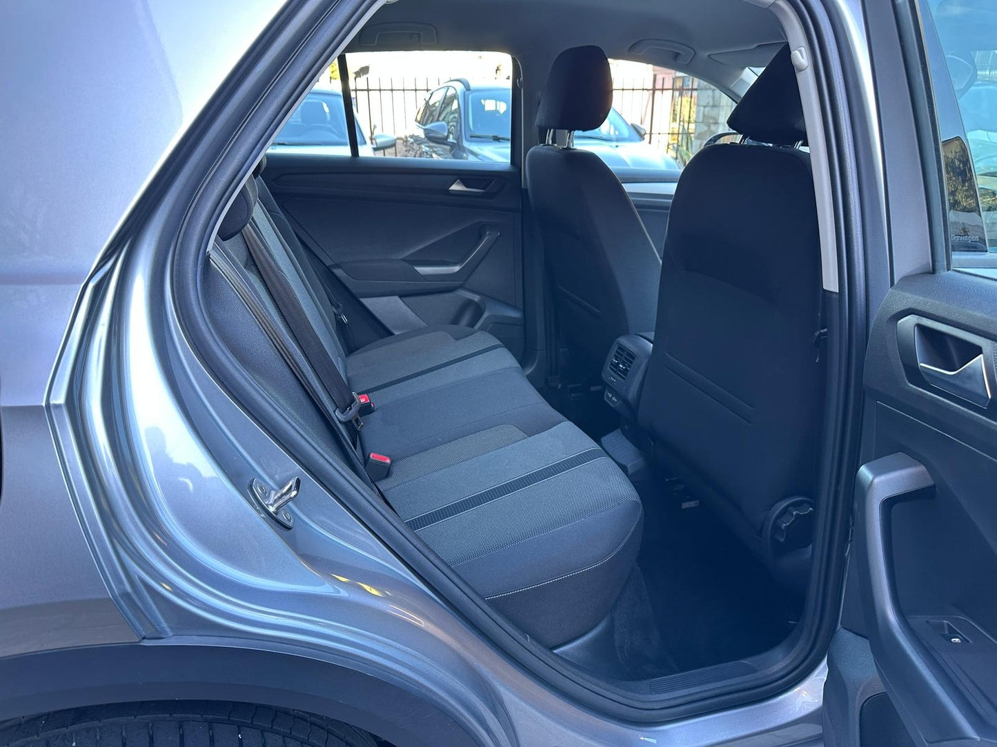 VOLKSWAGEN - T-ROC (2024 - km 27.000 - Diesel)