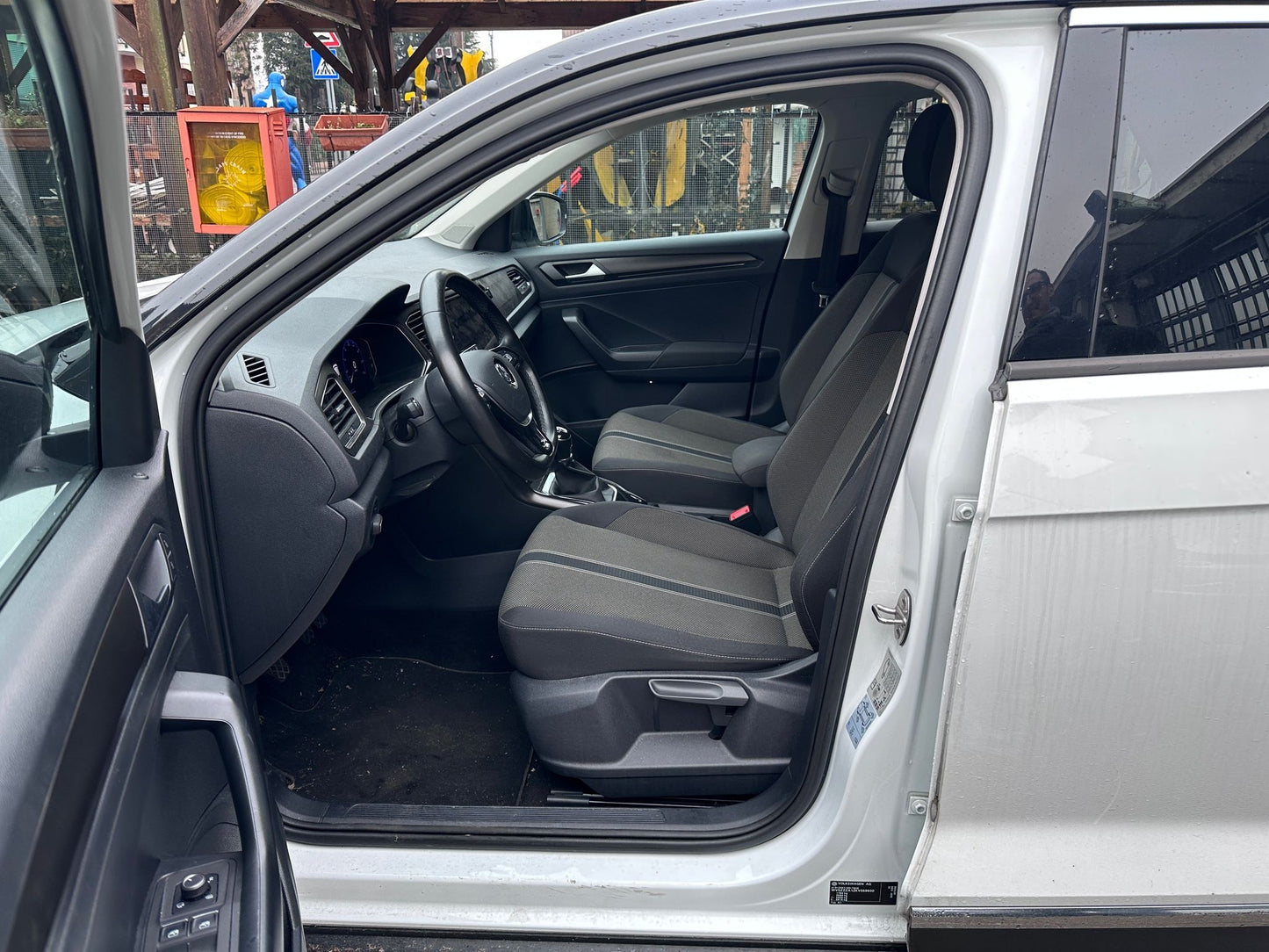 VOLKSWAGEN - T-ROC (2019 - km 81.000 - Benzina)