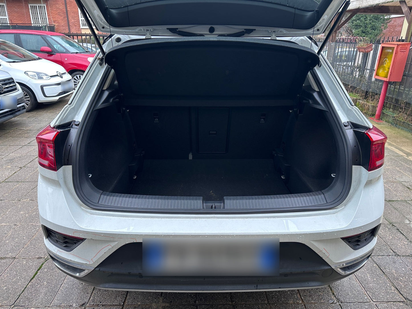 VOLKSWAGEN - T-ROC (2019 - km 81.000 - Benzina)