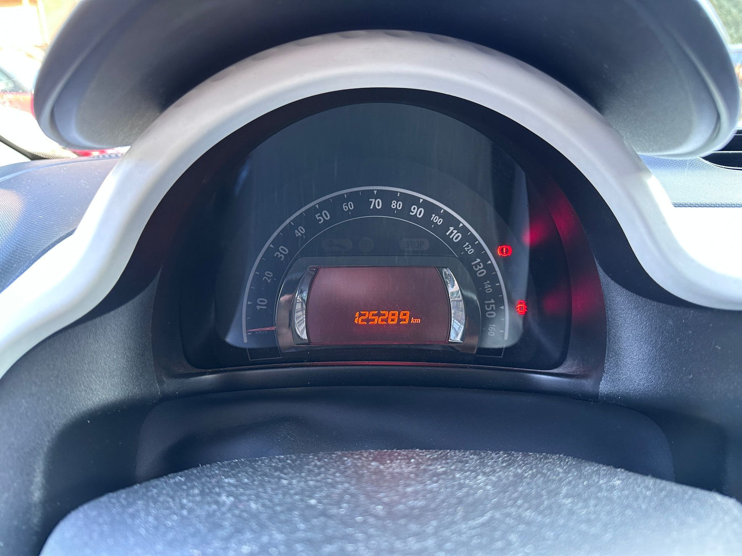 RENAULT - TWINGO (2015 - km 125.000 - Benzina)