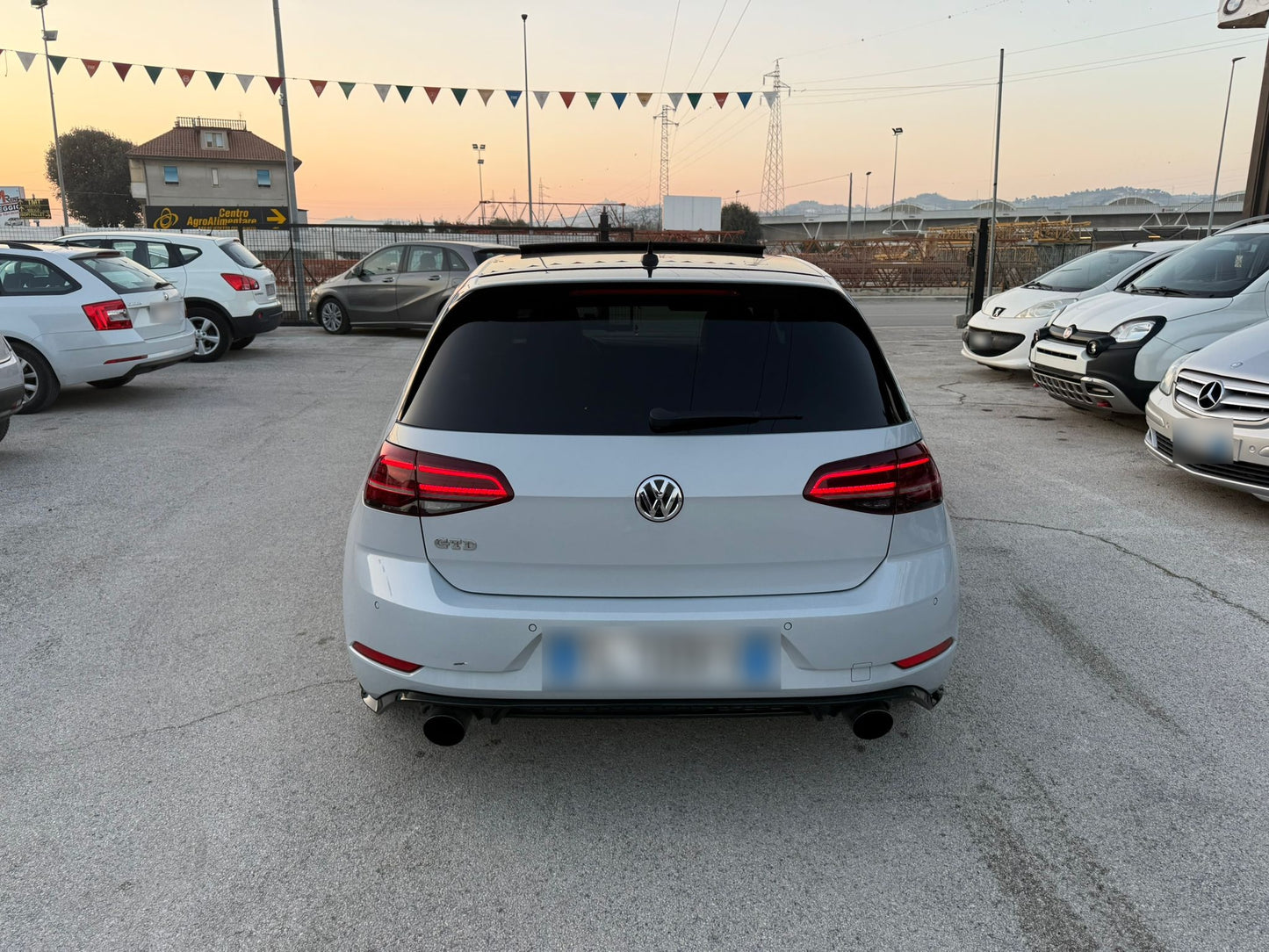VOLKSWAGEN - GOLF GTD (2018 - km 125.000 - Diesel)