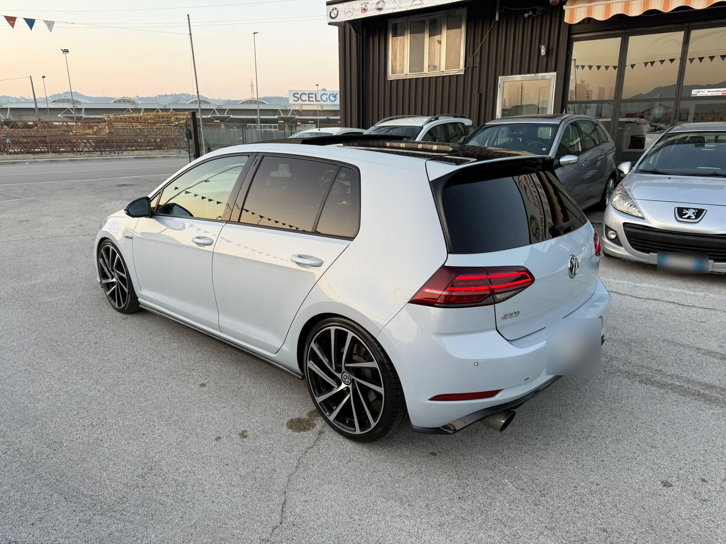 VOLKSWAGEN - GOLF GTD (2018 - km 125.000 - Diesel)