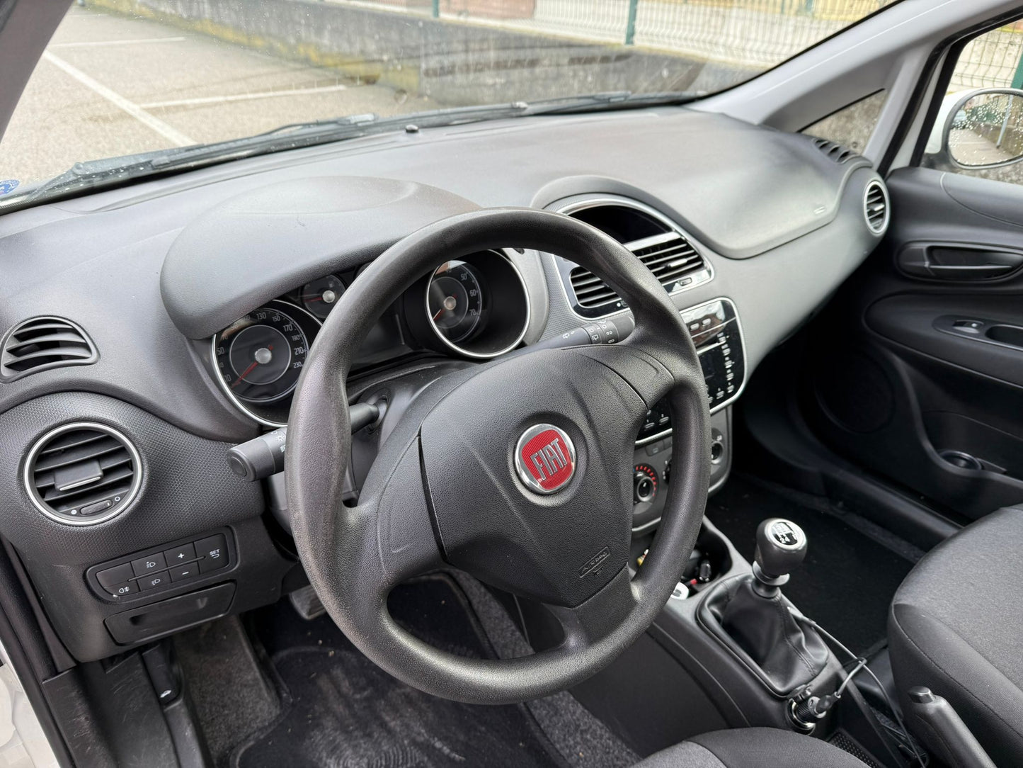 FIAT - PUNTO (2017 - km 94.000 - Benzina)