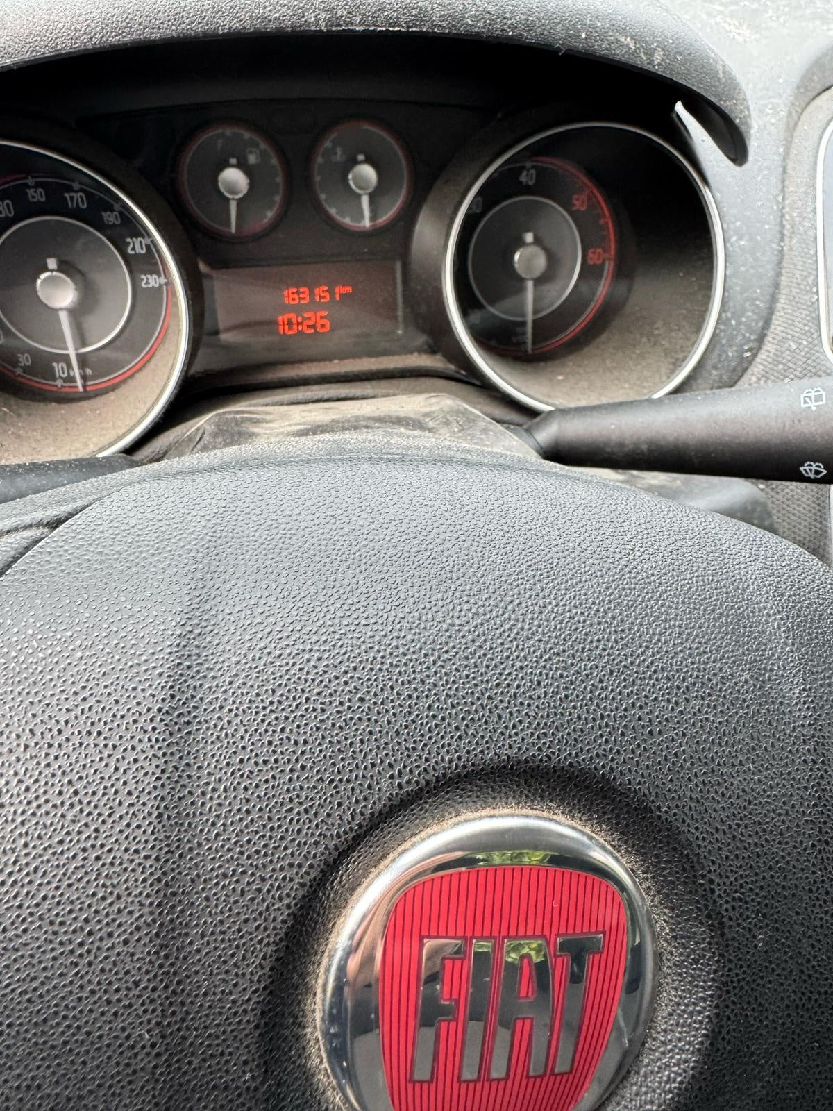 FIAT - PUNTO (2015 - km 160.000 - Diesel)