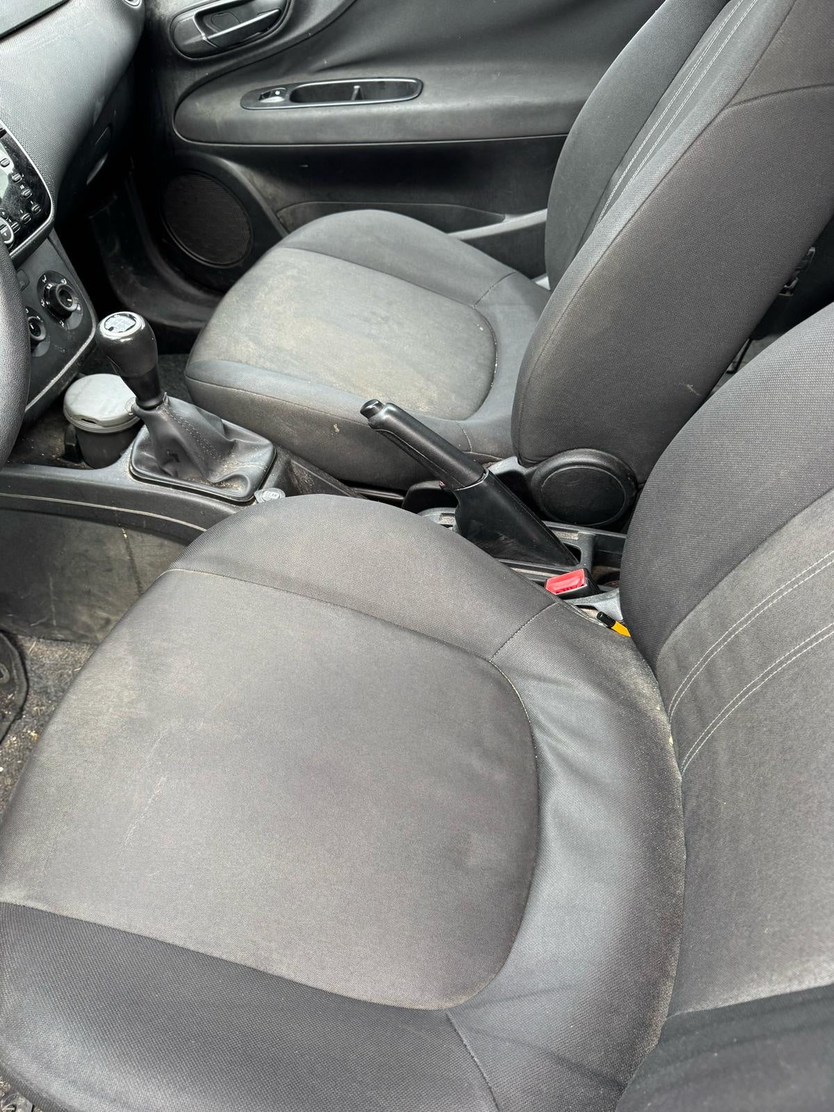 FIAT - PUNTO (2015 - km 160.000 - Diesel)