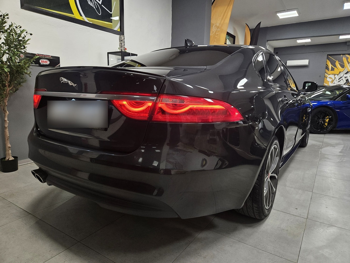 JAGUAR - XF (2017 - km 130.000 - Diesel)