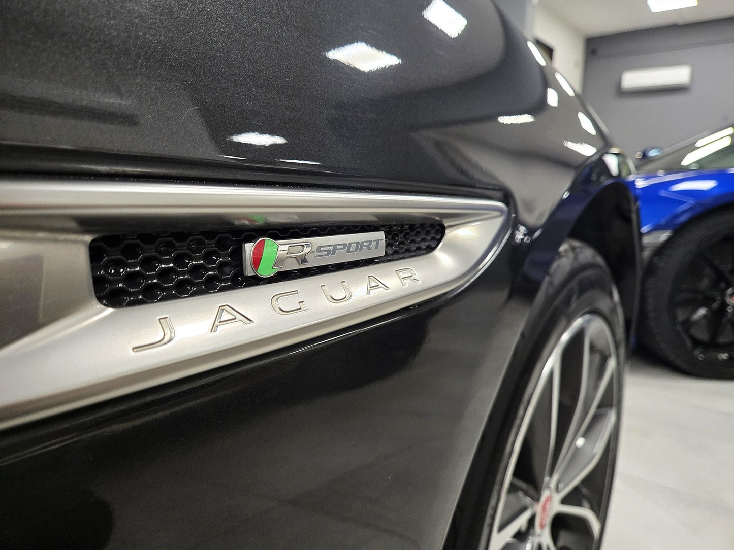 JAGUAR - XF (2017 - km 130.000 - Diesel)