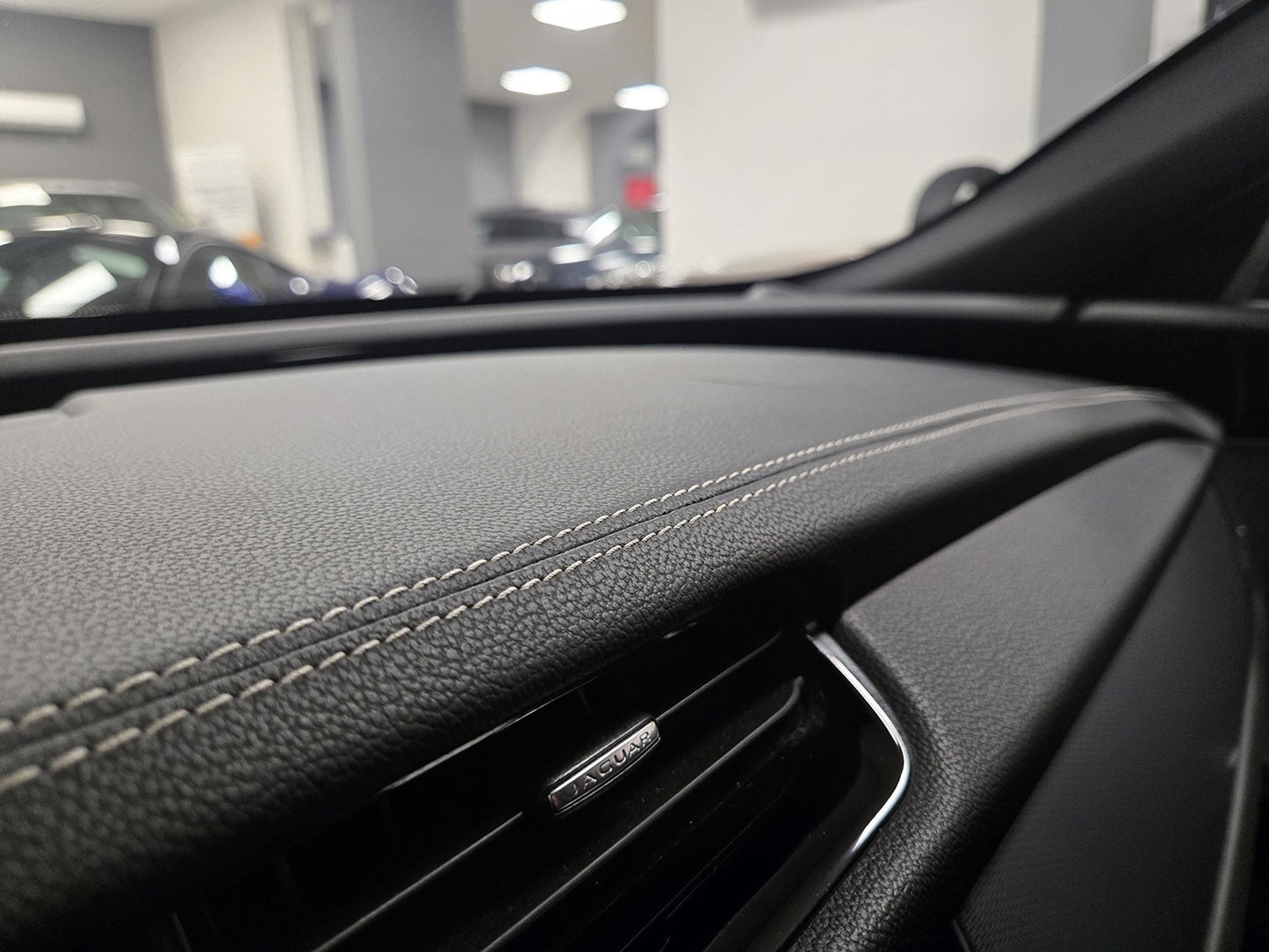 JAGUAR - XF (2017 - km 130.000 - Diesel)