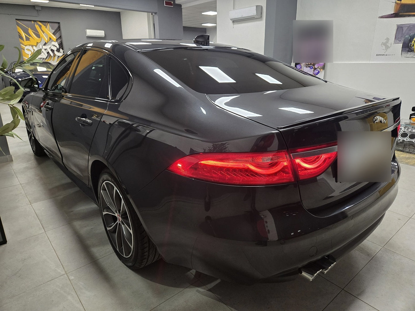 JAGUAR - XF (2017 - km 130.000 - Diesel)