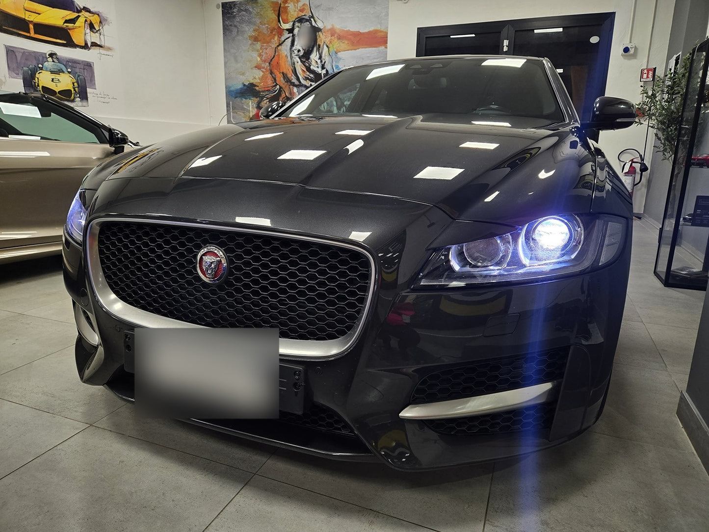 JAGUAR - XF (2017 - km 130.000 - Diesel)