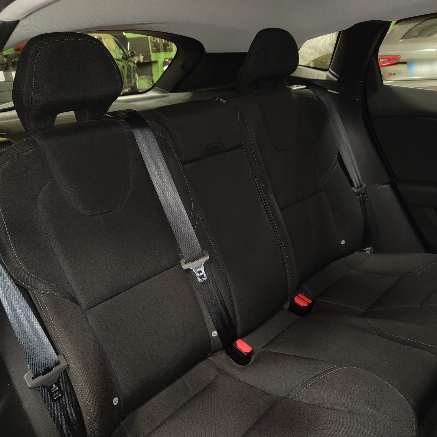 VOLVO - V40 (2018 - km 130.000 - Diesel)