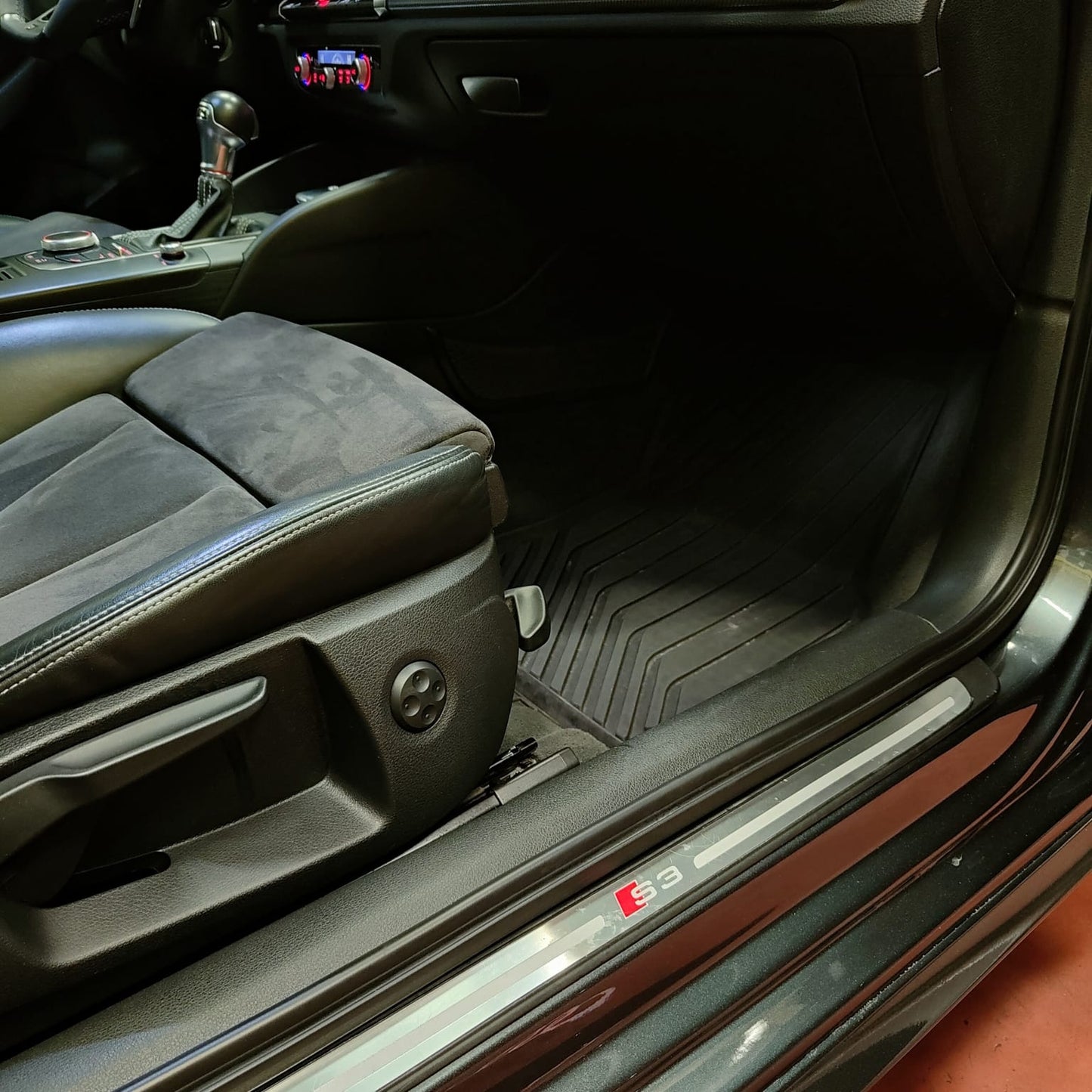 AUDI - S3 (2015 - km 120.000 - Benzina)