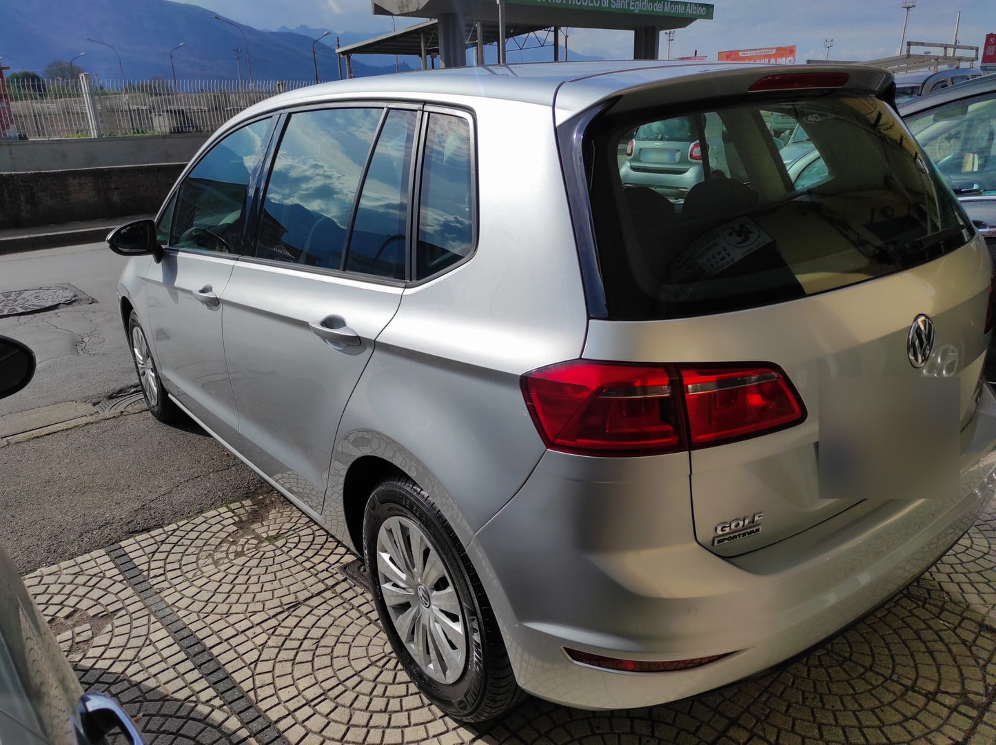 VOLKSWAGEN - GOLF SPORTSVAN (2015 - km 89.000 - Diesel)