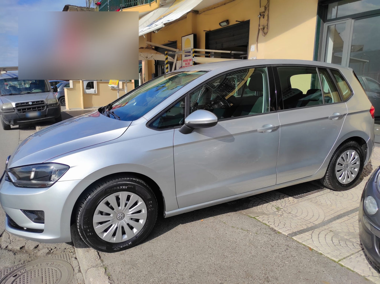 VOLKSWAGEN - GOLF SPORTSVAN (2015 - km 89.000 - Diesel)