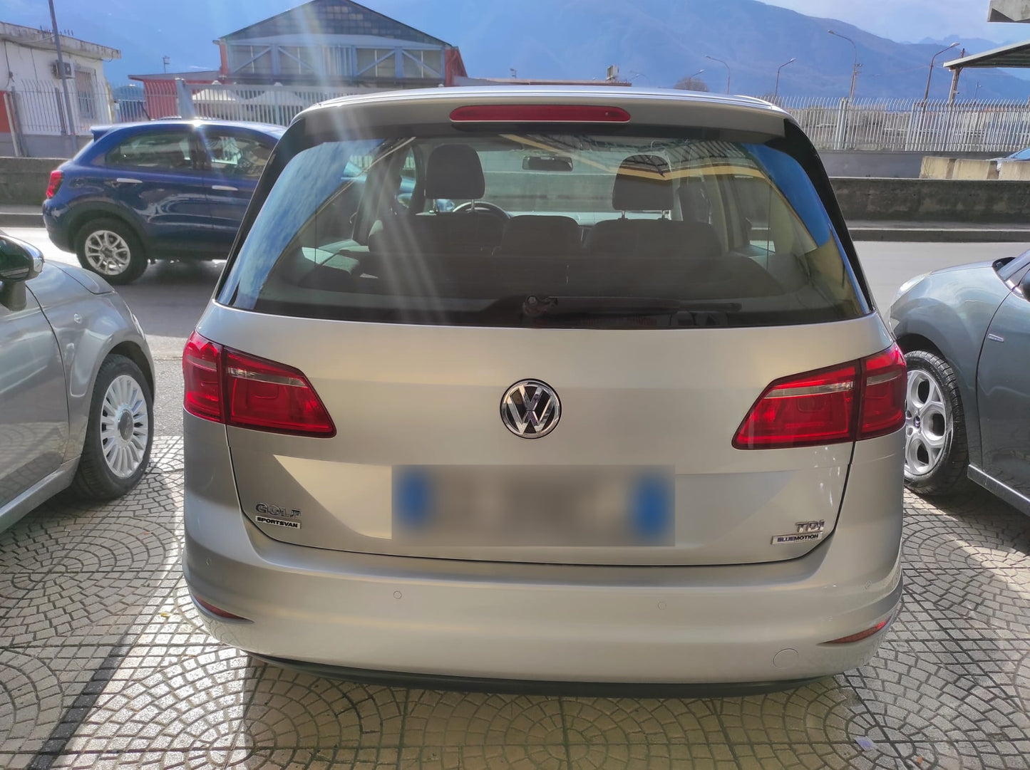 VOLKSWAGEN - GOLF SPORTSVAN (2015 - km 89.000 - Diesel)