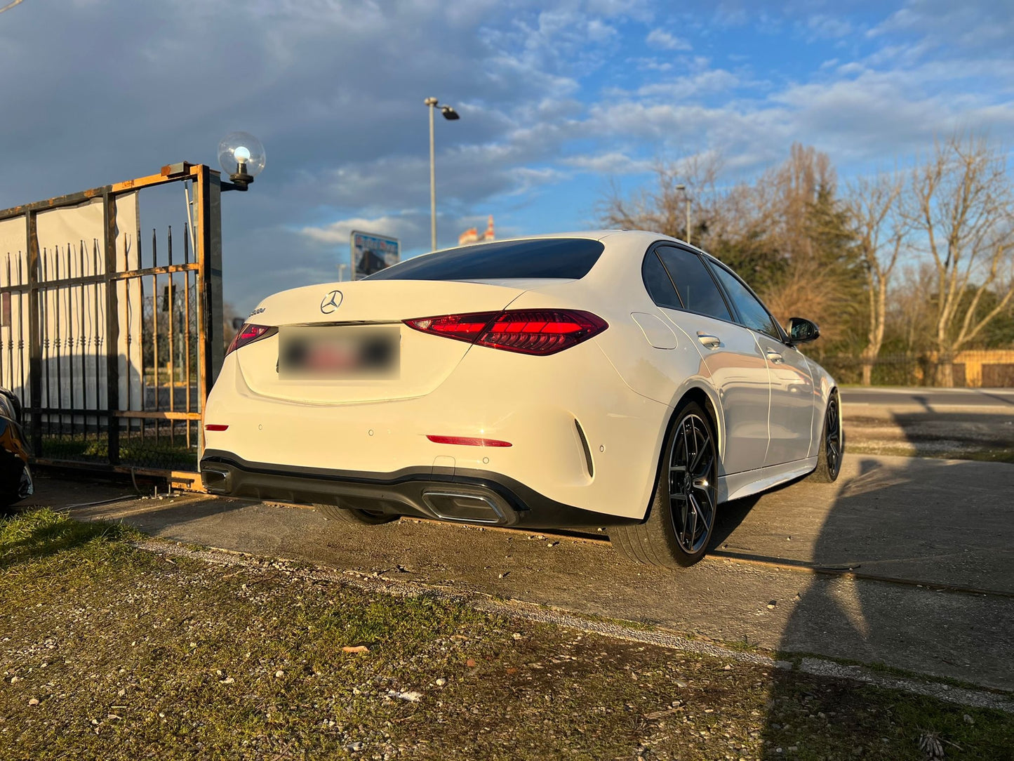 MERCEDES-BENZ - C 300 (2022 - km 39.000 - Ibrida)