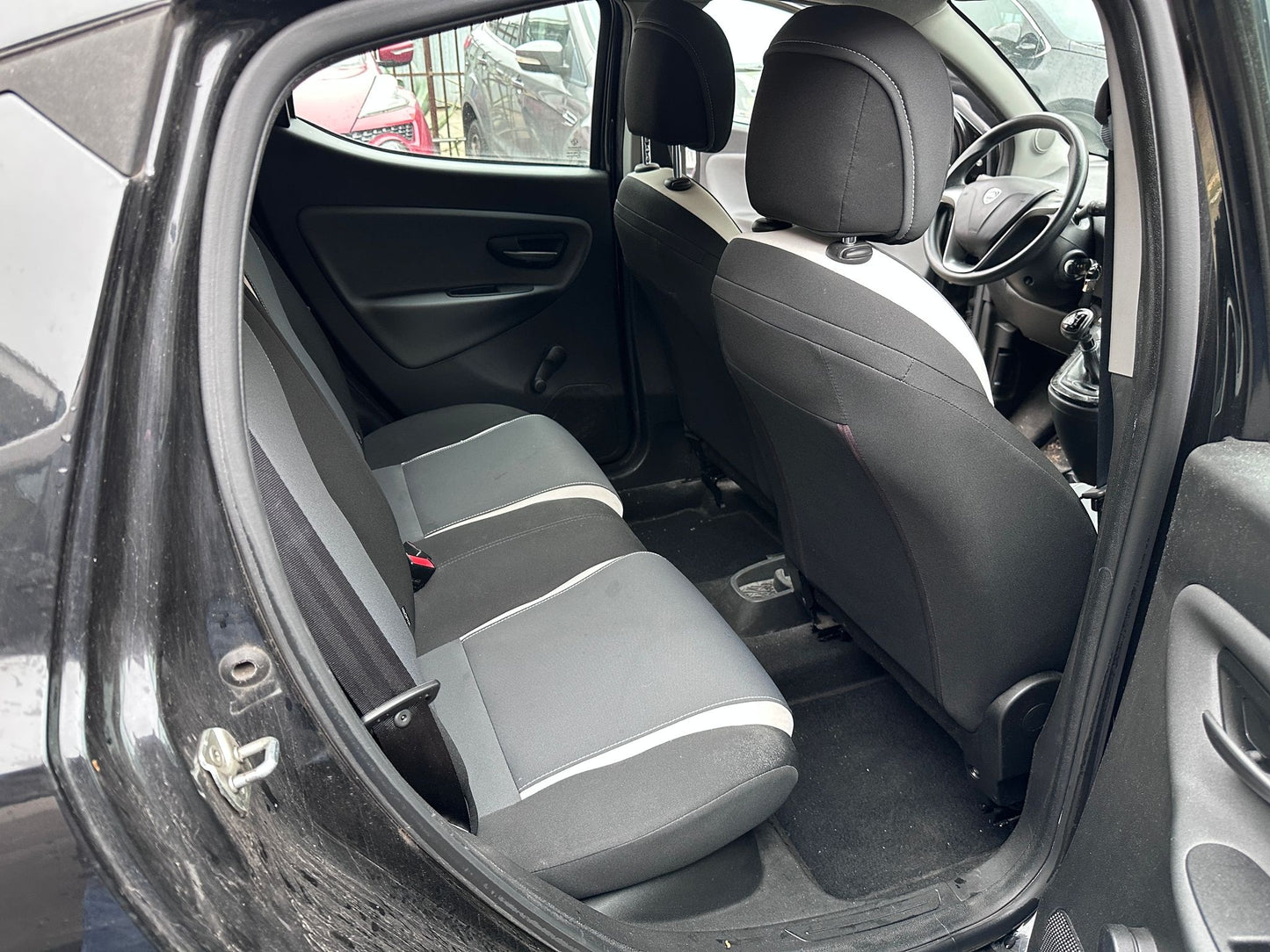LANCIA - YPSILON (2015 - km 103.000 - Diesel)