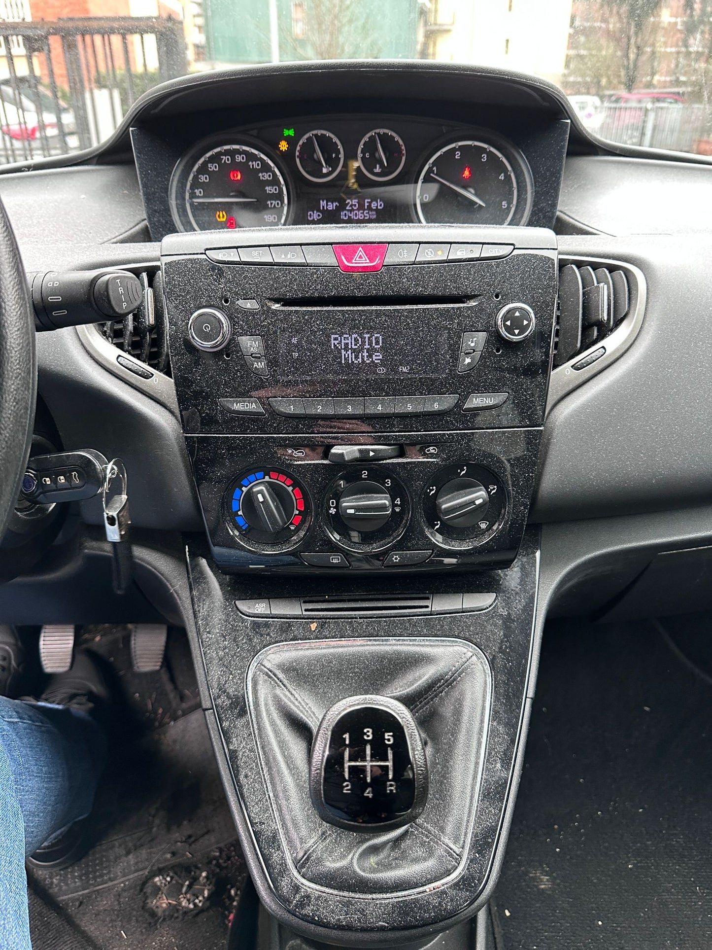 LANCIA - YPSILON (2015 - km 103.000 - Diesel)