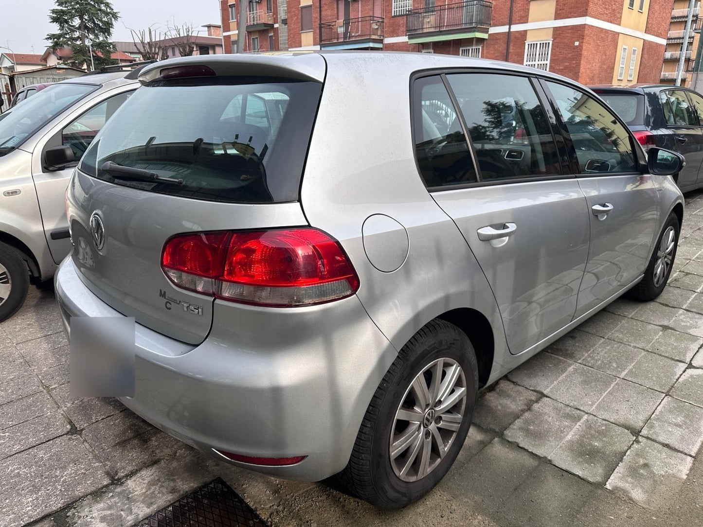 VOLKSWAGEN - GOLF (2012 - km 106.000 - Benzina)