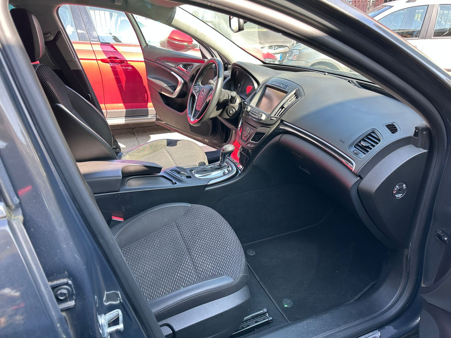 OPEL - INSIGNIA (2015 - km 151.000 - Diesel)