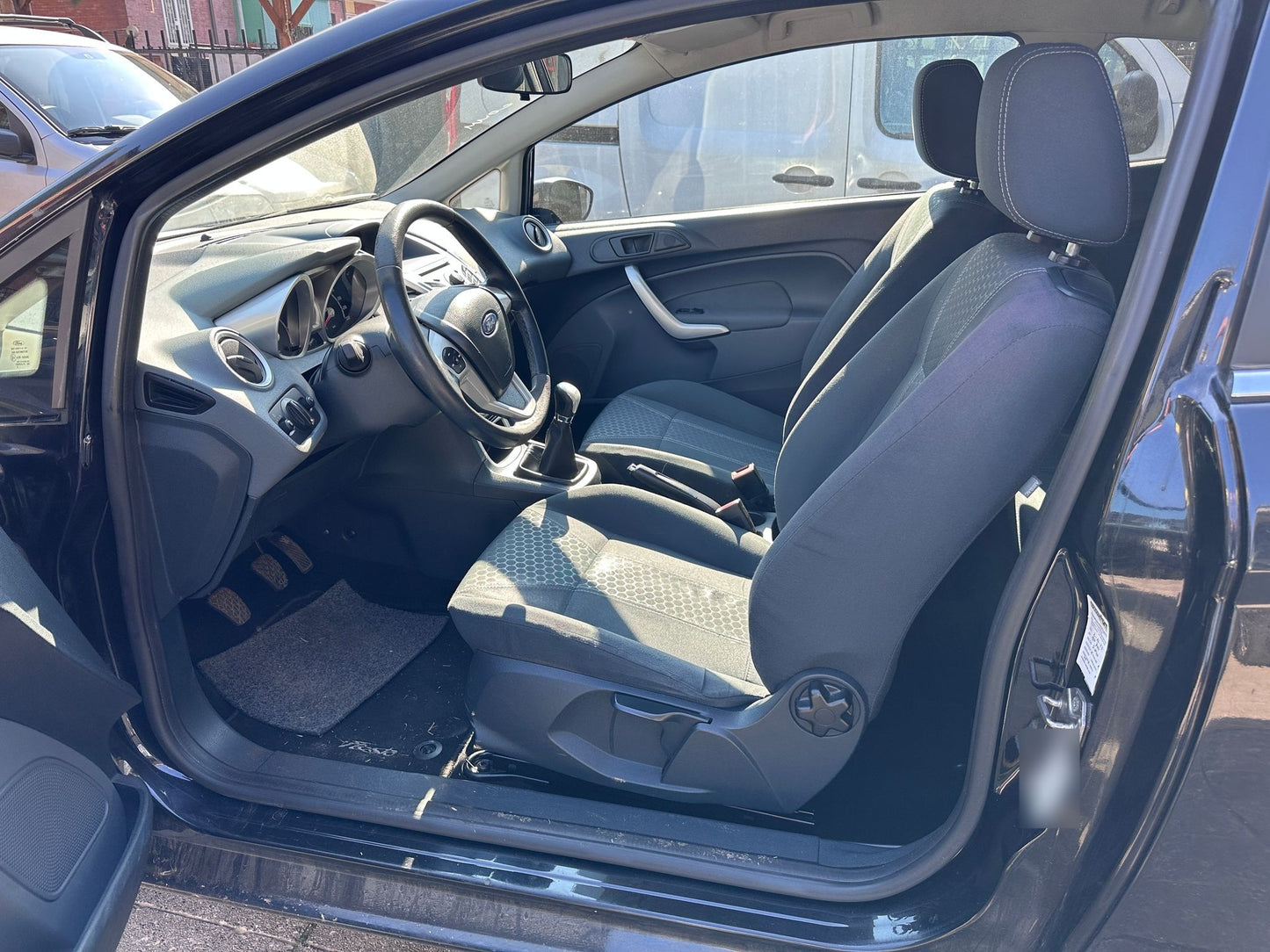 FORD - FIESTA (2010 - km 201.000 - GPL)