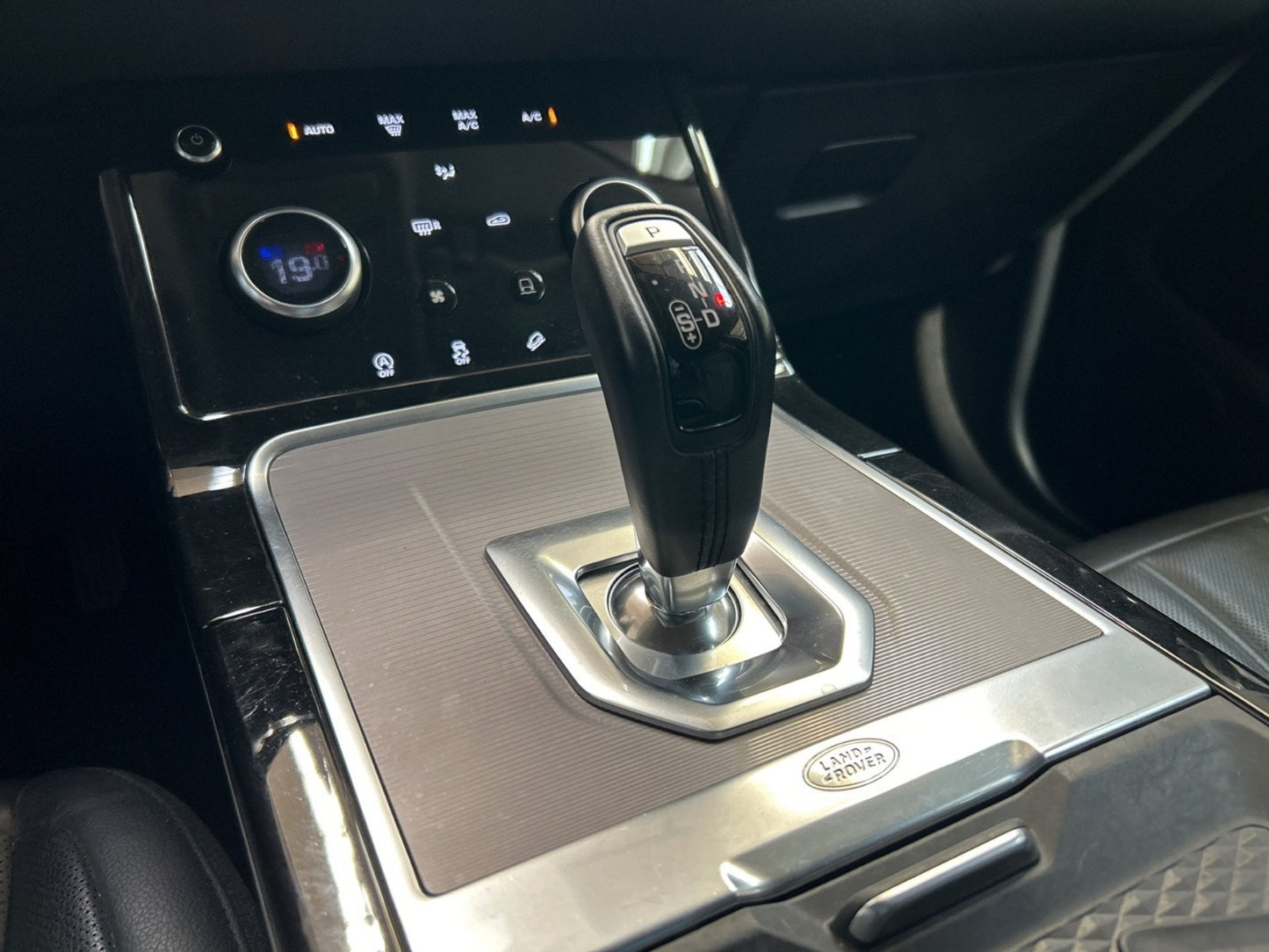LAND ROVER - RANGE ROVER EVOQUE (2022 - km 60.000 - Diesel)