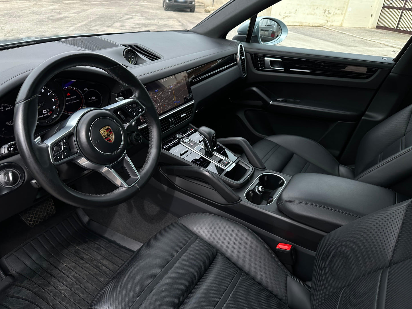 PORSCHE - CAYENNE (2021 - km 46.000 - Ibrida)