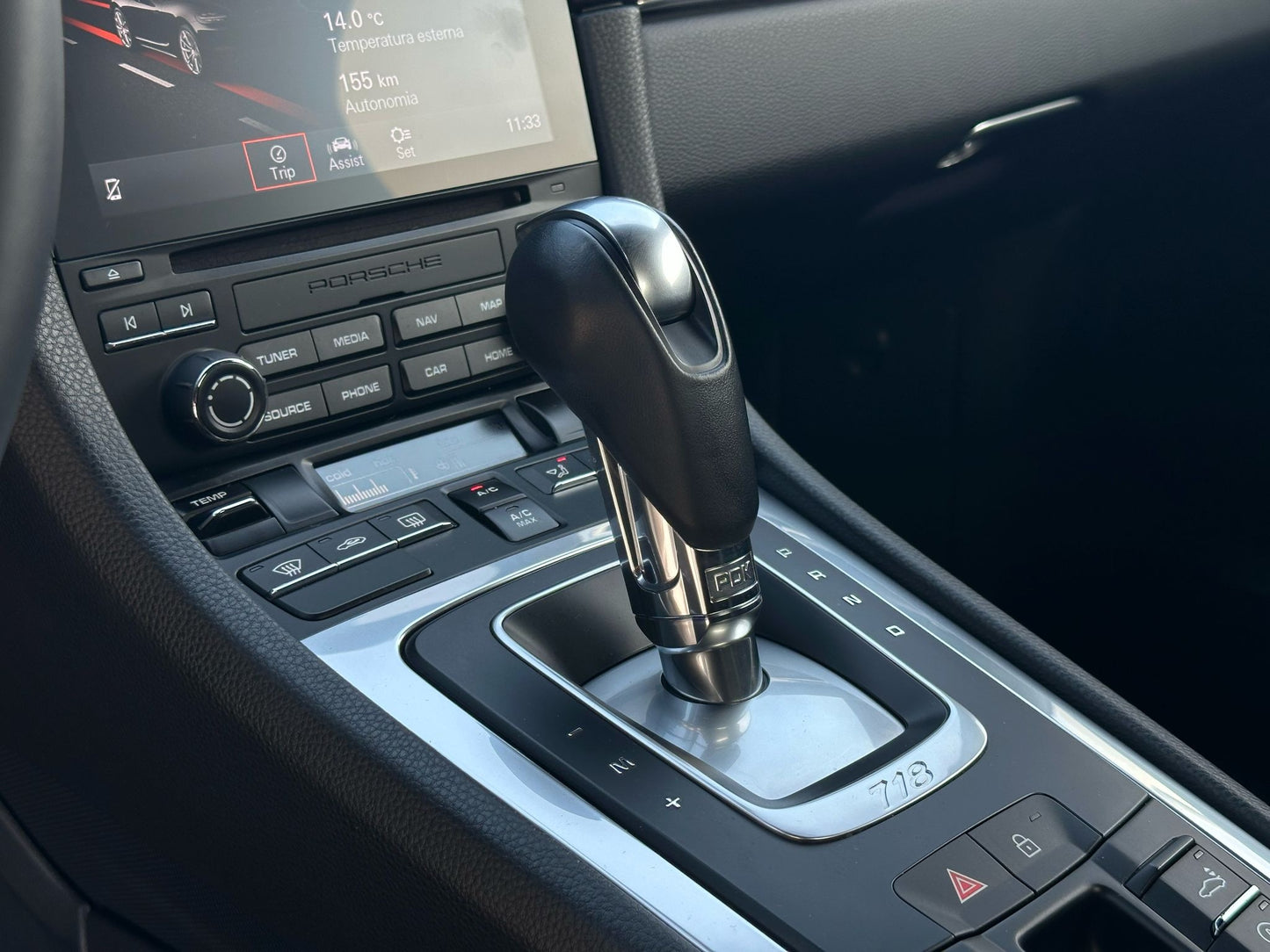 PORSCHE - BOXSTER (2022- km 12.000 - Benzina)