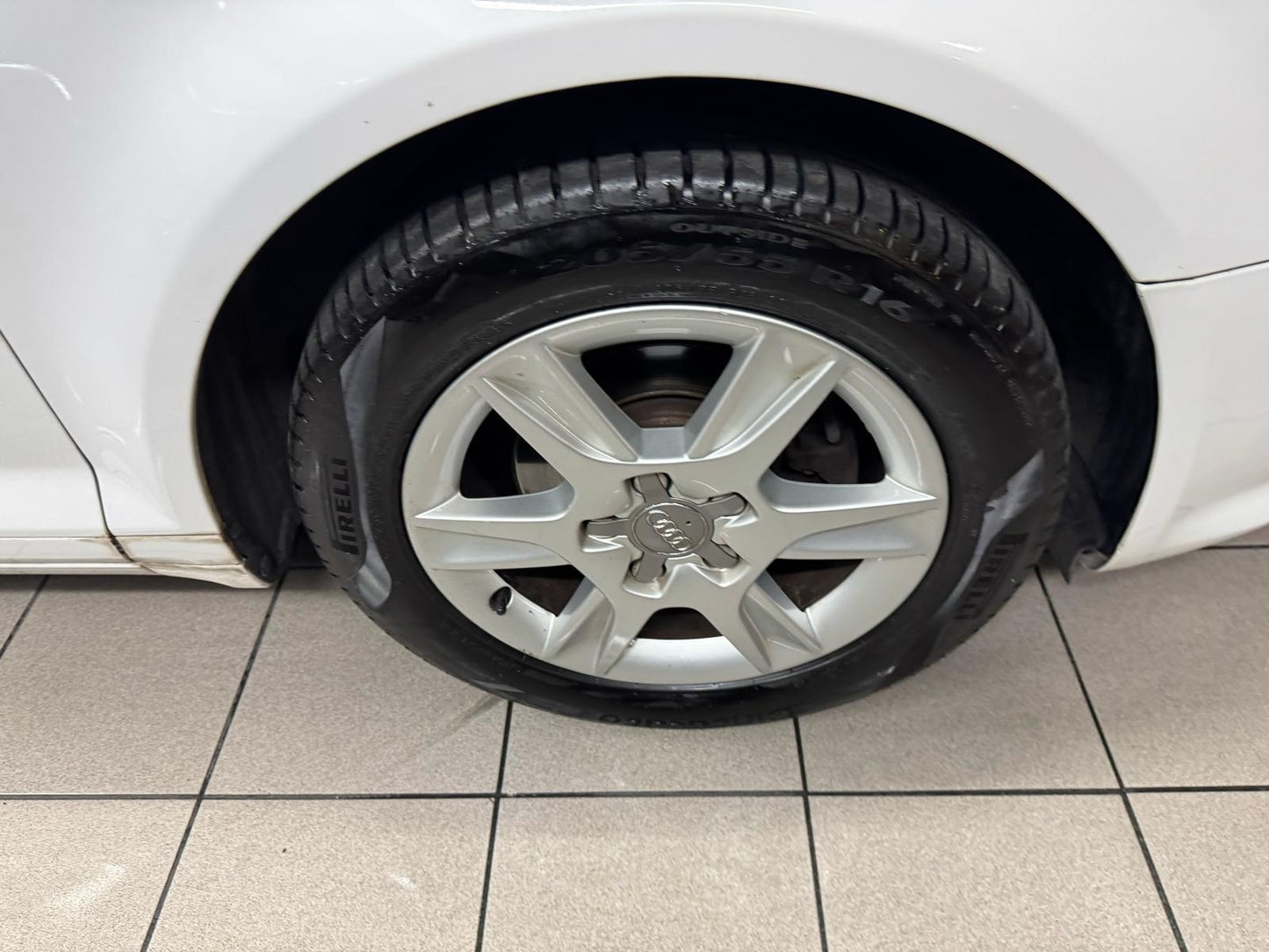 AUDI - A3 (2010 - km 170.000 - Diesel)