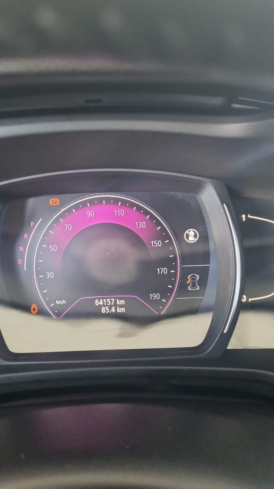 RENAULT - KADJAR (2018 - km 64.000 - Diesel)