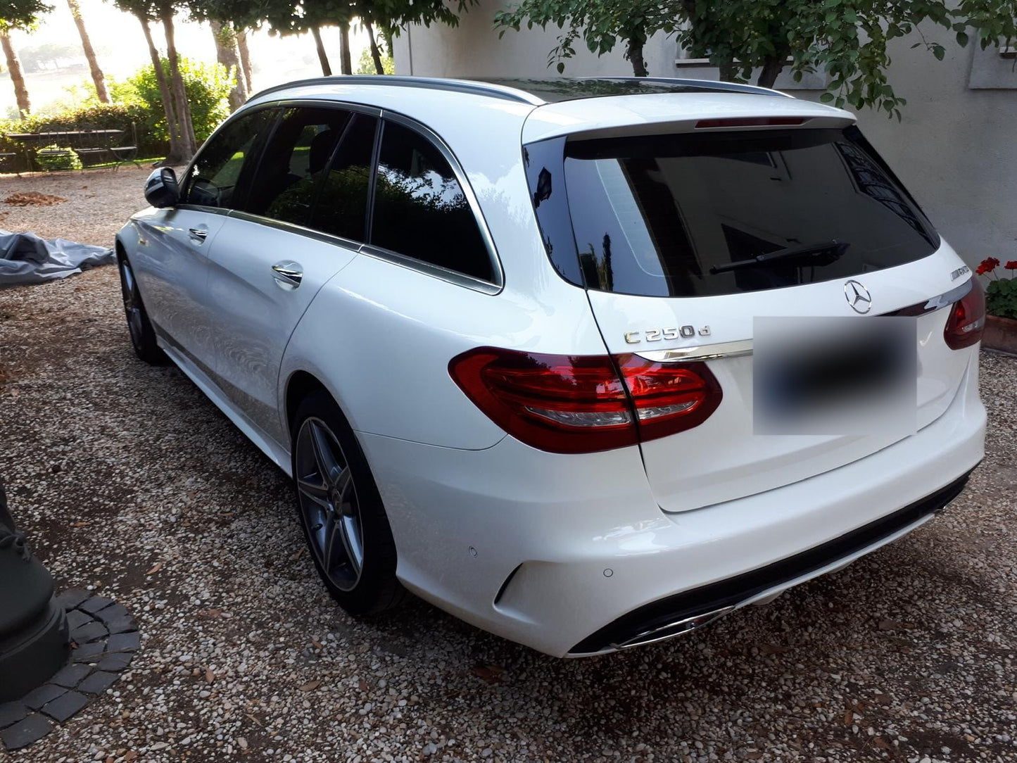 MERCEDES-BENZ - C 250 (2018 - km 70.000 - Diesel)