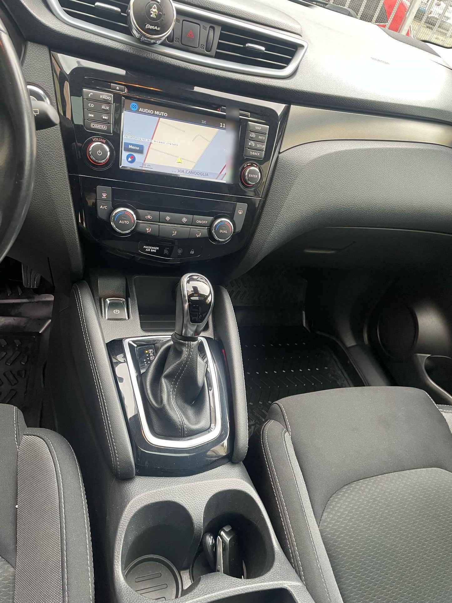 NISSAN - QASHQAI (2018 - km 56.000 - Benzina)