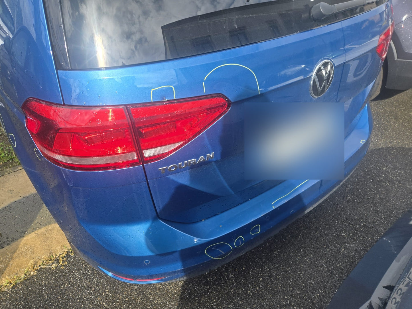 VOLKSWAGEN - TOURAN (2021 - km 57.000 - Diesel)