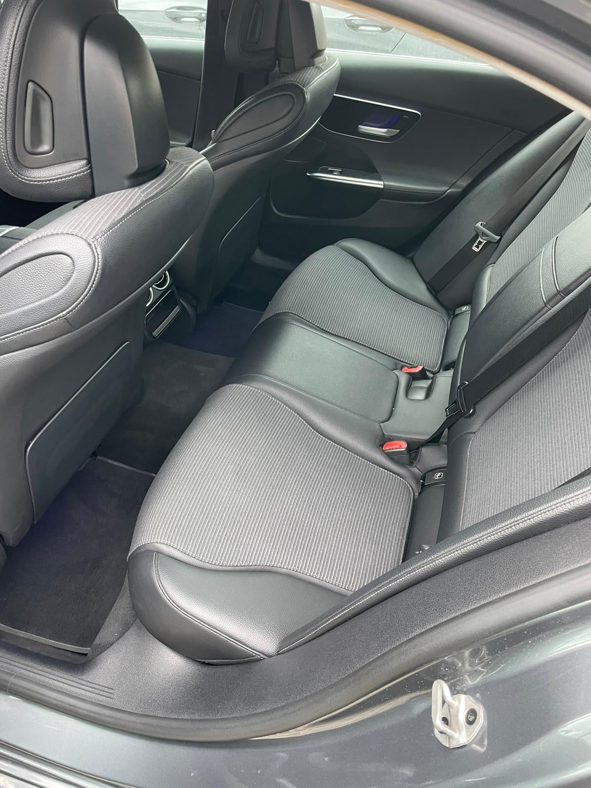 MERCEDES-BENZ - C 220 (2022 - km 208.000 - Ibrida)