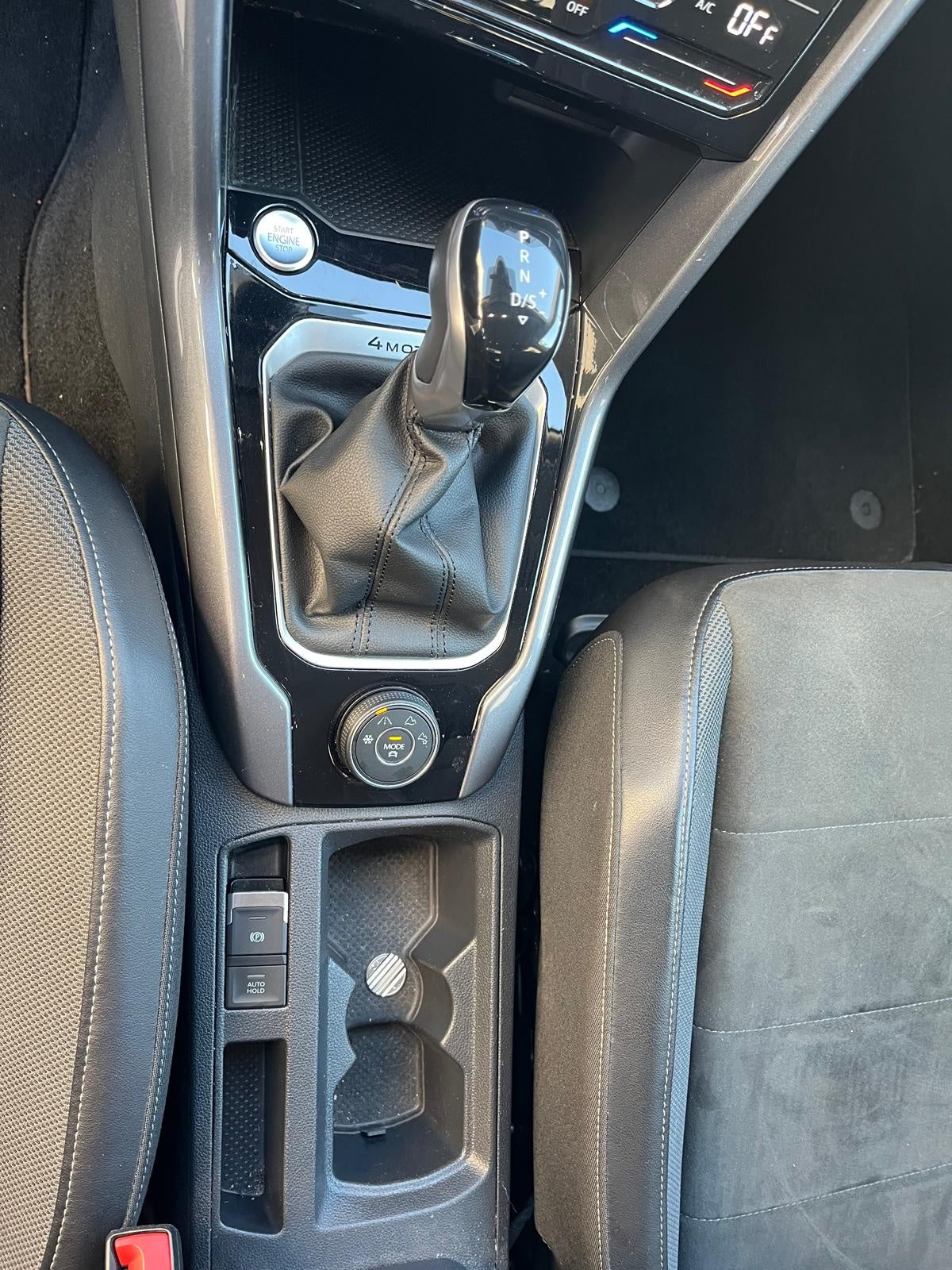 VOLKSWAGEN - T-ROC (2022 - km 77.000 - Diesel)