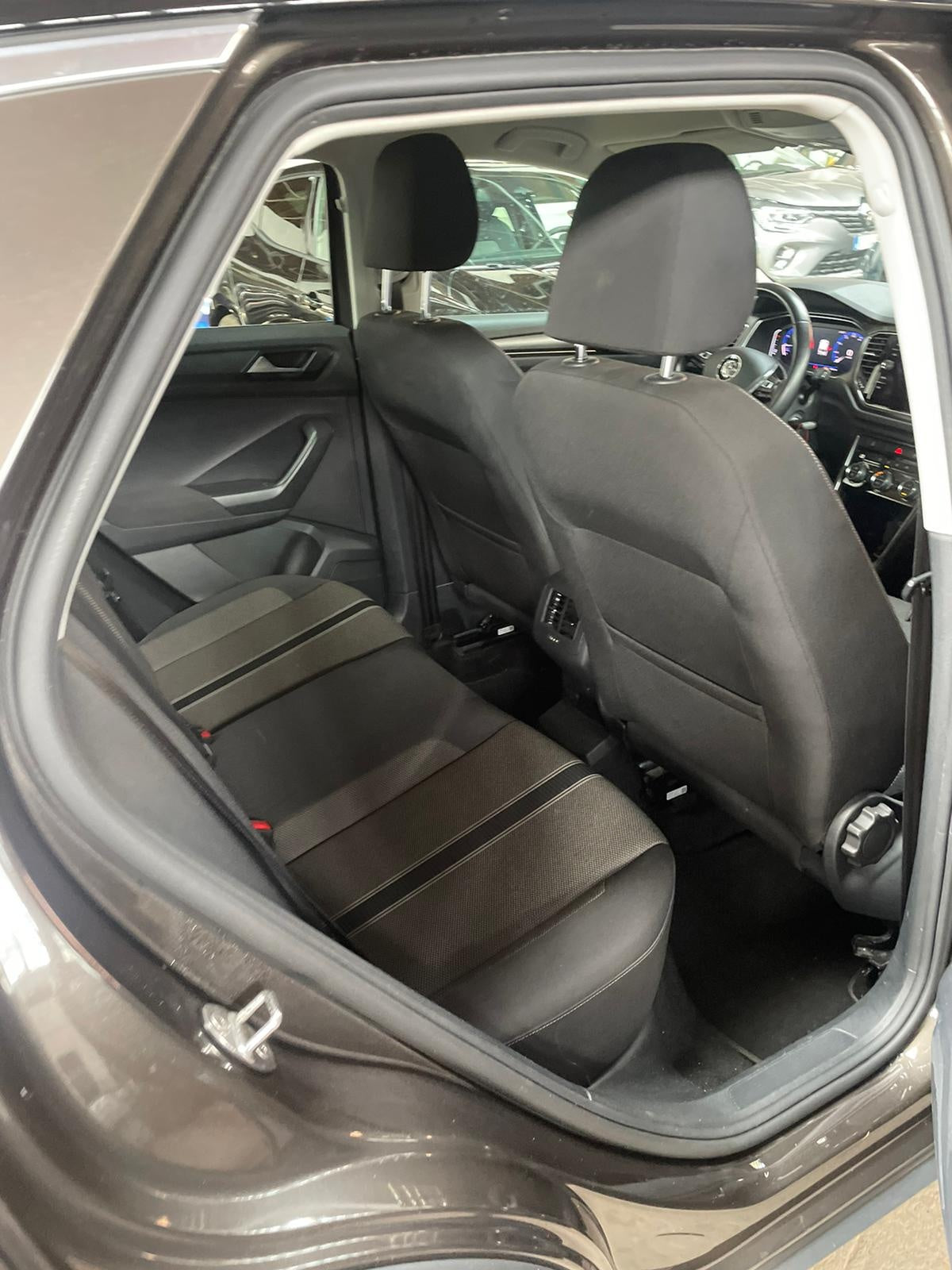 VOLKSWAGEN - T-ROC (2019 - km 72.000 - Benzina)