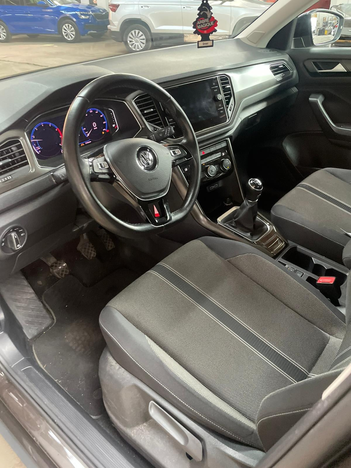 VOLKSWAGEN - T-ROC (2019 - km 72.000 - Benzina)