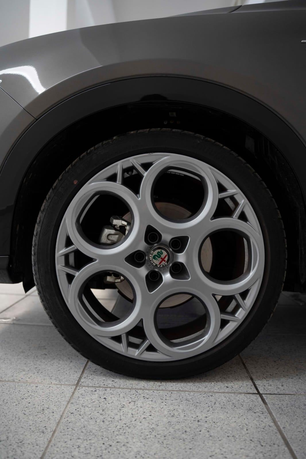 ALFA ROMEO - TONALE (2021 - 21.000 km - Diesel)