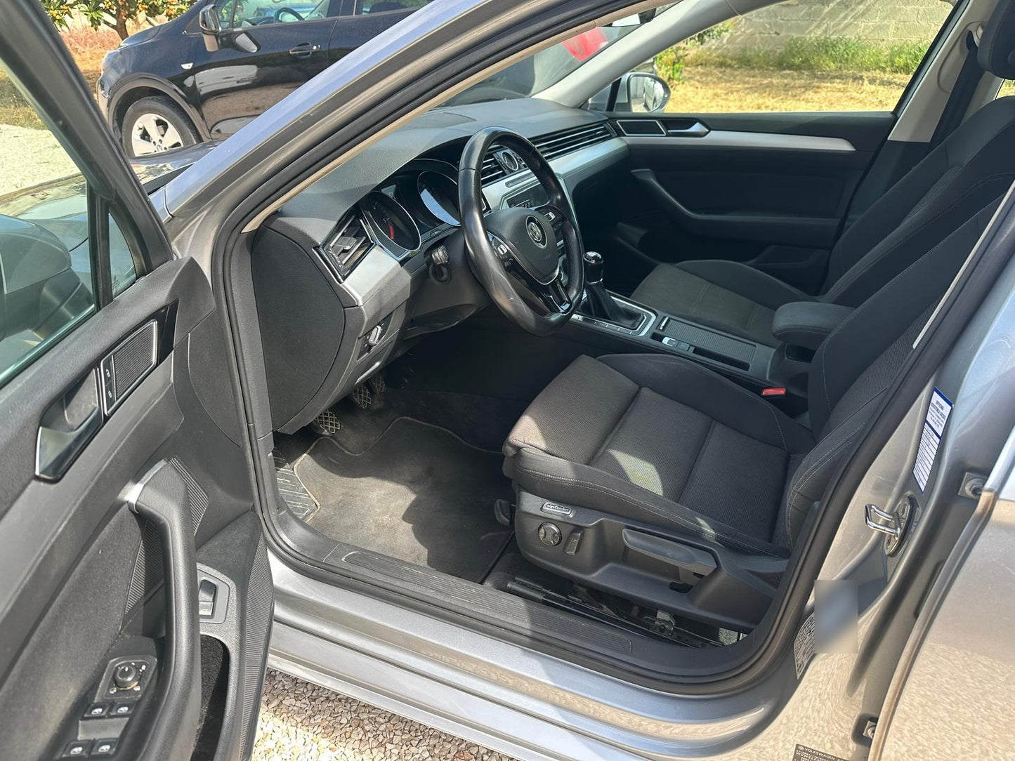 VOLKSWAGEN - PASSAT (2018 - km 170.000 - Diesel)