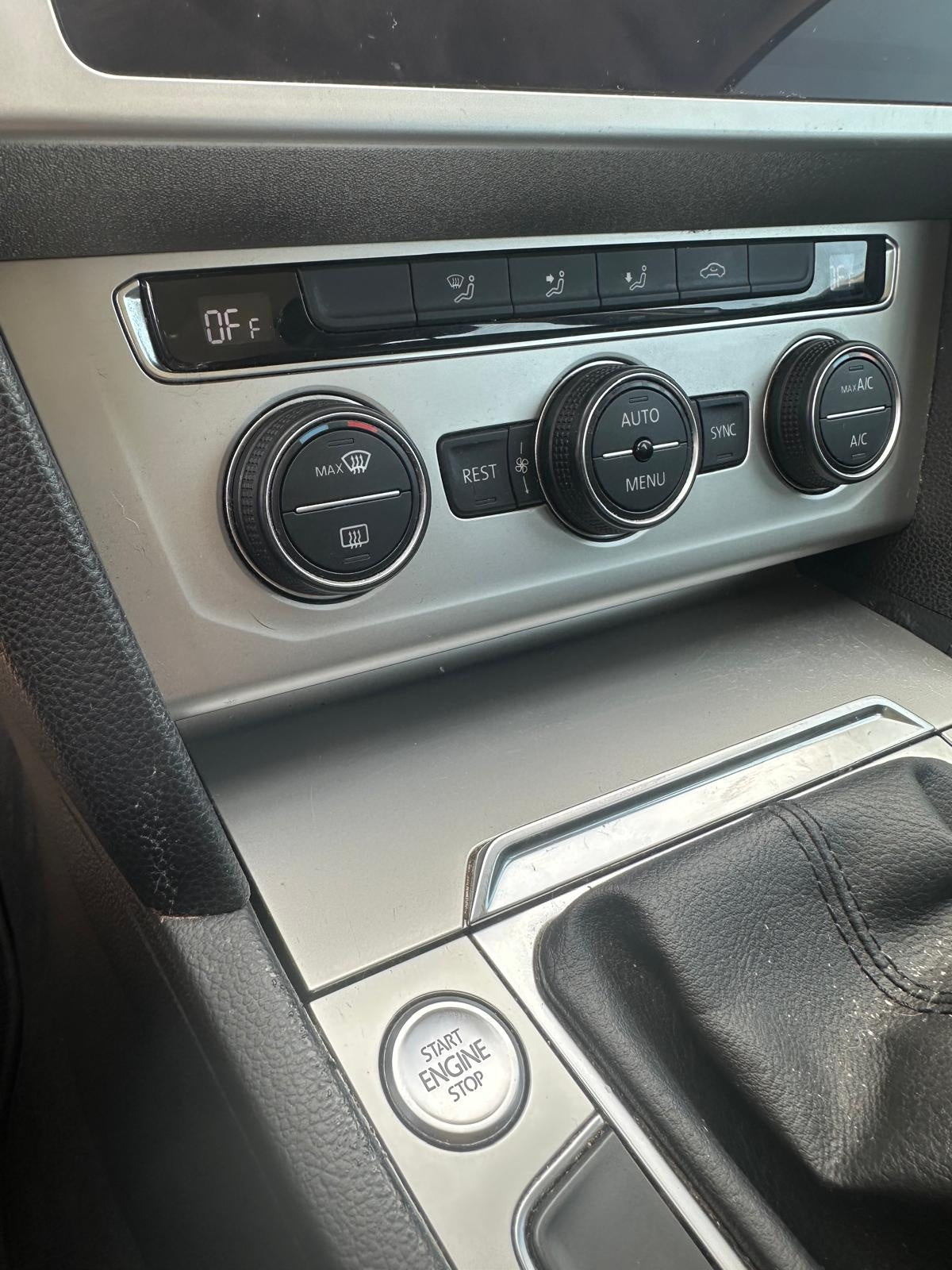 VOLKSWAGEN - PASSAT (2018 - km 170.000 - Diesel)