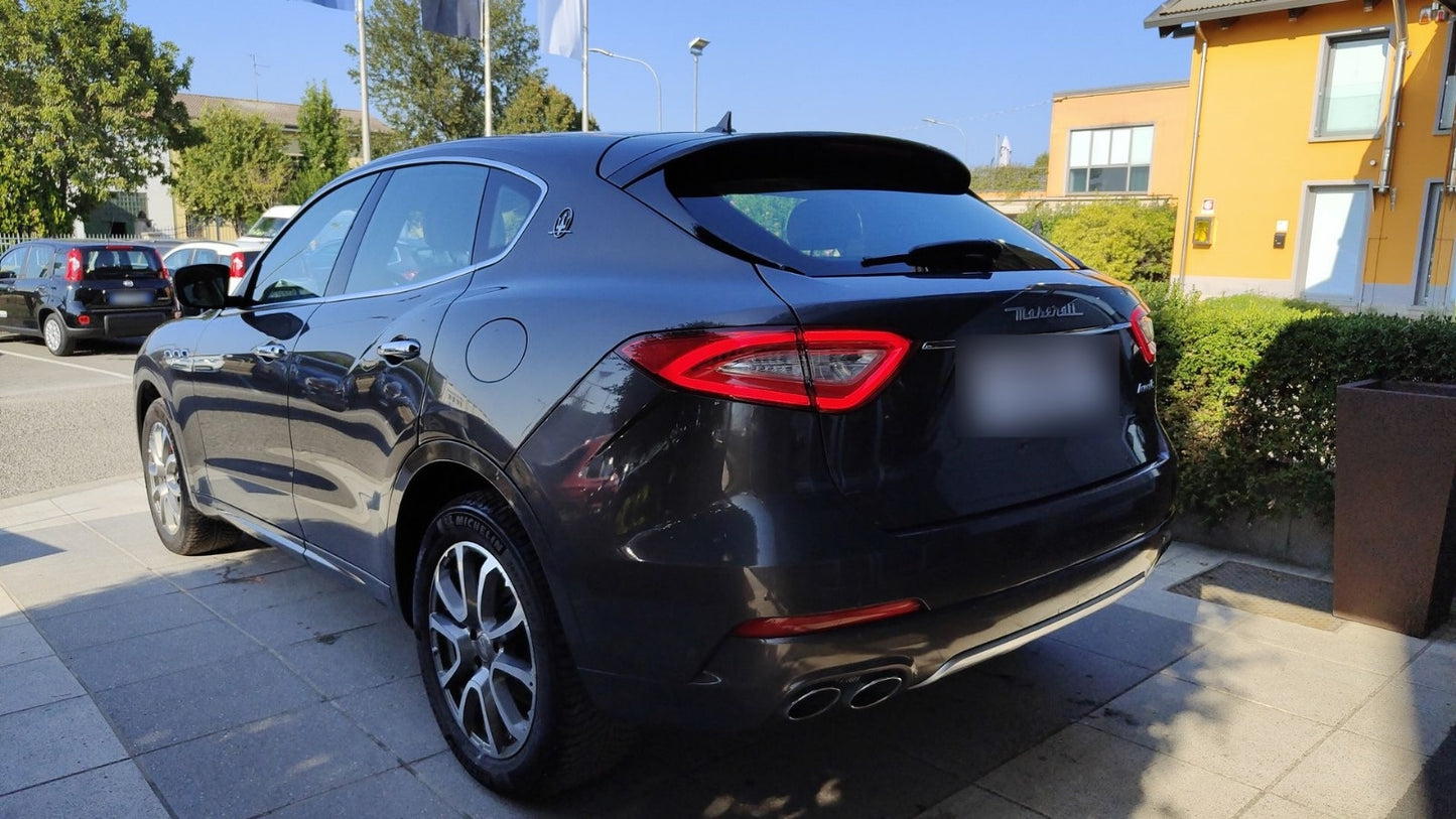 MASERATI - LEVANTE (2016 - km 125.461 - Diesel)