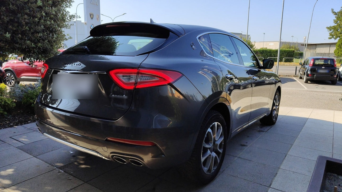 MASERATI - LEVANTE (2016 - km 125.461 - Diesel)