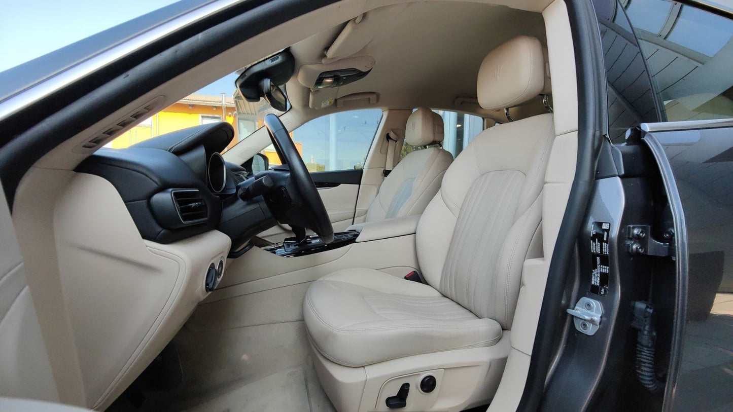 MASERATI - LEVANTE (2016 - km 125.461 - Diesel)