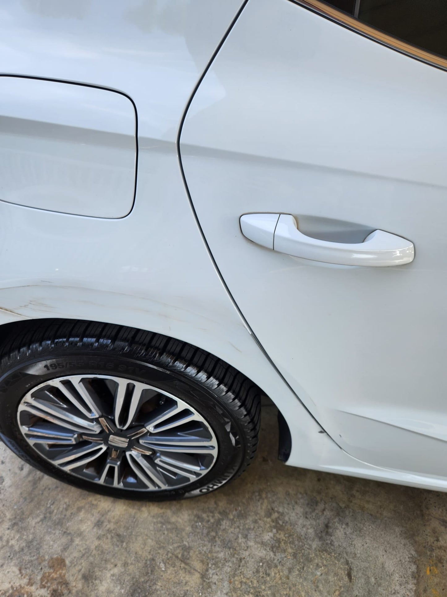SEAT - IBIZA (2018 - km 50.000 - Benzina)